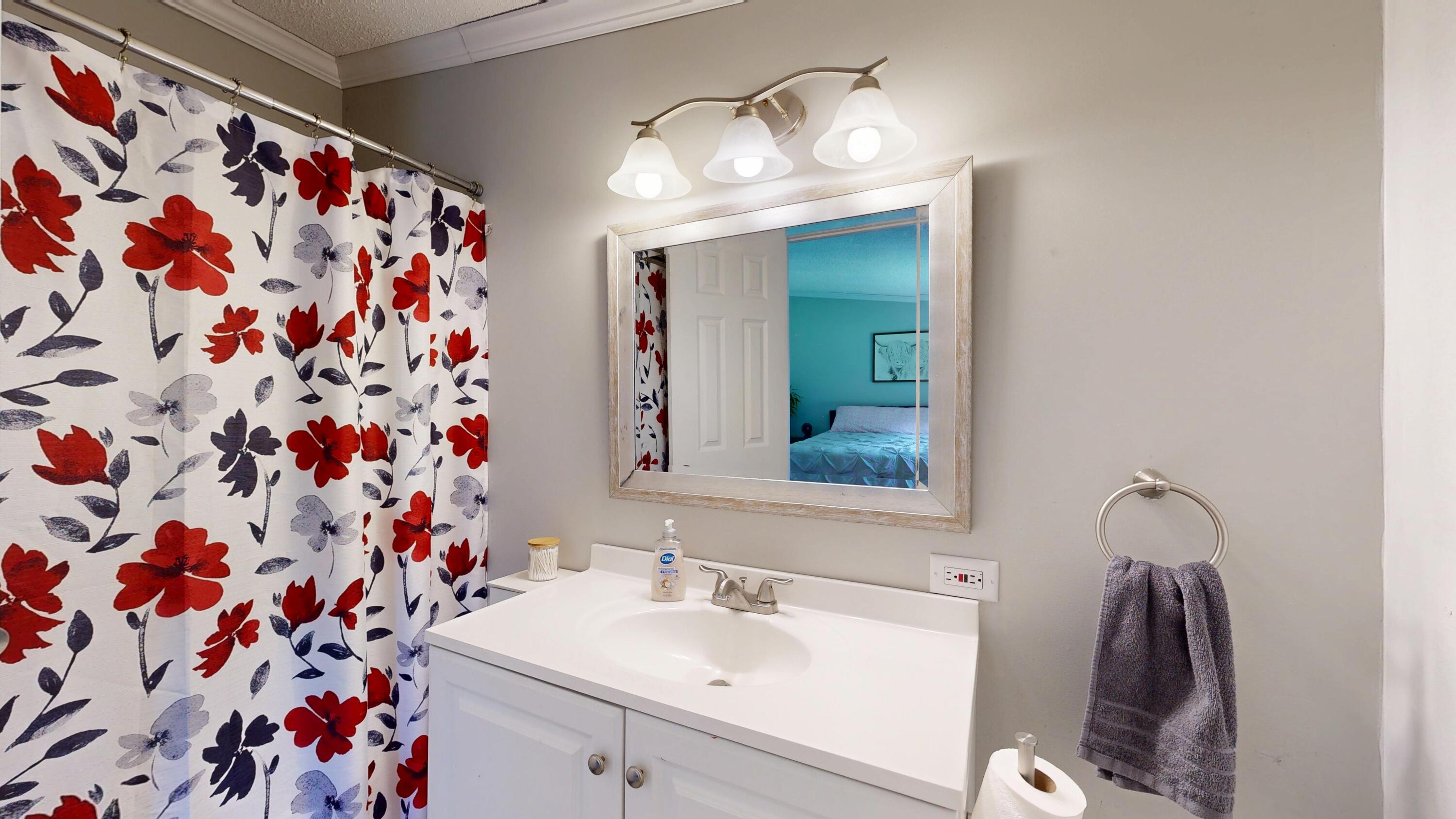 81 Ledgeview Road Greene, ME 04236 - Photo 25 of 45 Bathroom