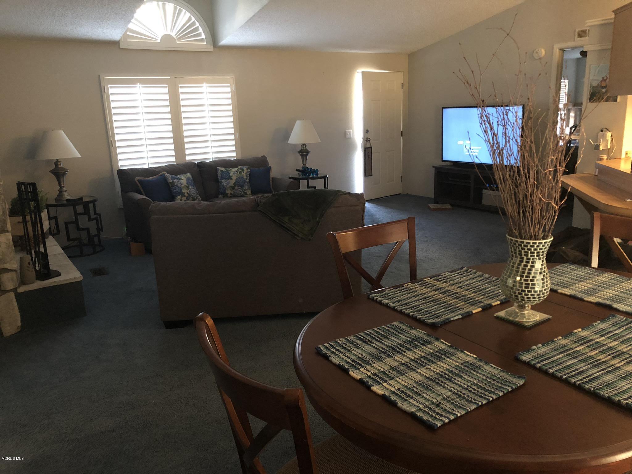 1550 Rory Lane, Unit 60 Simi Valley, CA 93063 - Photo 10 of 20 F3230207-0B15-4748-A48D-72883C7C7C8E