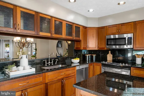 $525,000 | 4592 Kingscup Court, Ellicott City, MD 21042