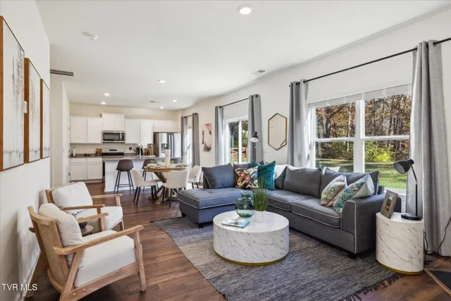 $374,410 | 367 Alta Tree Boulevard, Johnson City, TN 37604