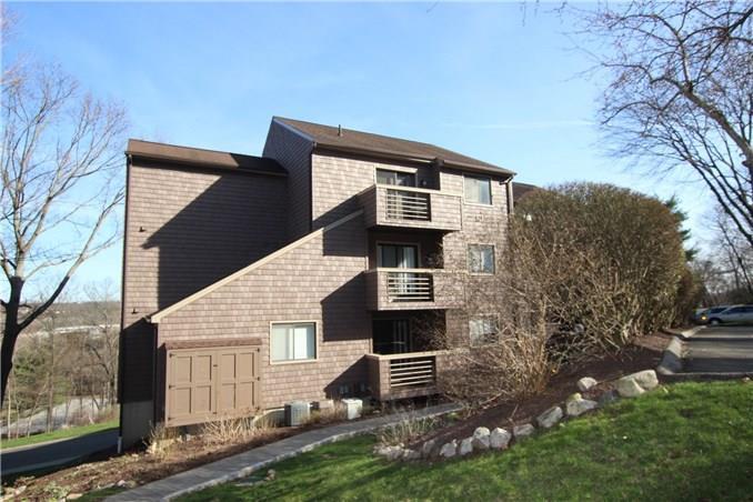 166 Old Brookfield Road, Unit 145 Danbury, CT 06811 - Photo 1 of 1