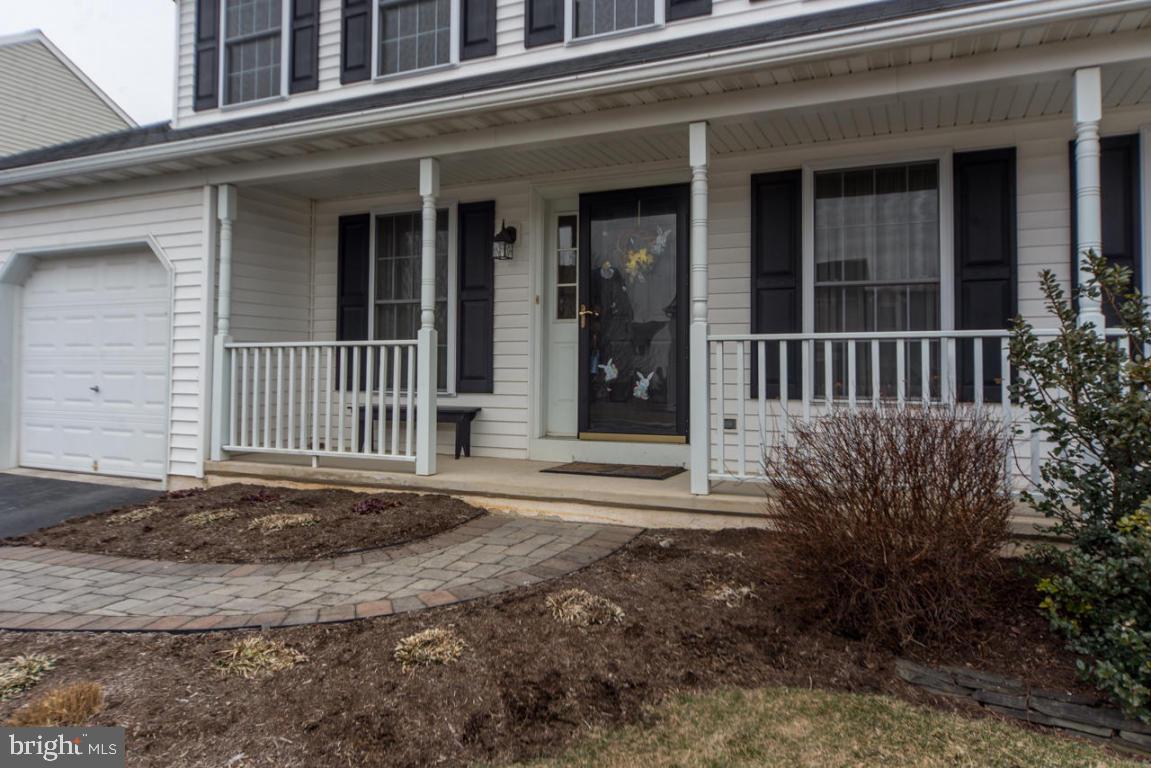 233 Andover Lane Lititz, PA 17543 - Photo 3 of 26