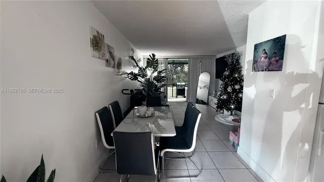 $1,950 | 8860 Fontainebleau Boulevard, Unit 103, Miami, FL 33172