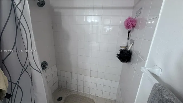 $1,950 | 8860 Fontainebleau Boulevard, Unit 103, Miami, FL 33172