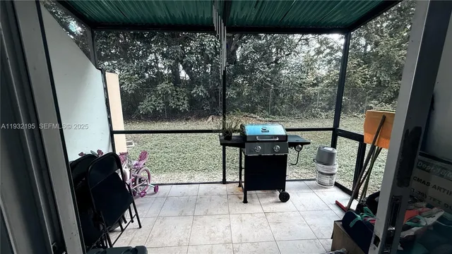 $1,950 | 8860 Fontainebleau Boulevard, Unit 103, Miami, FL 33172