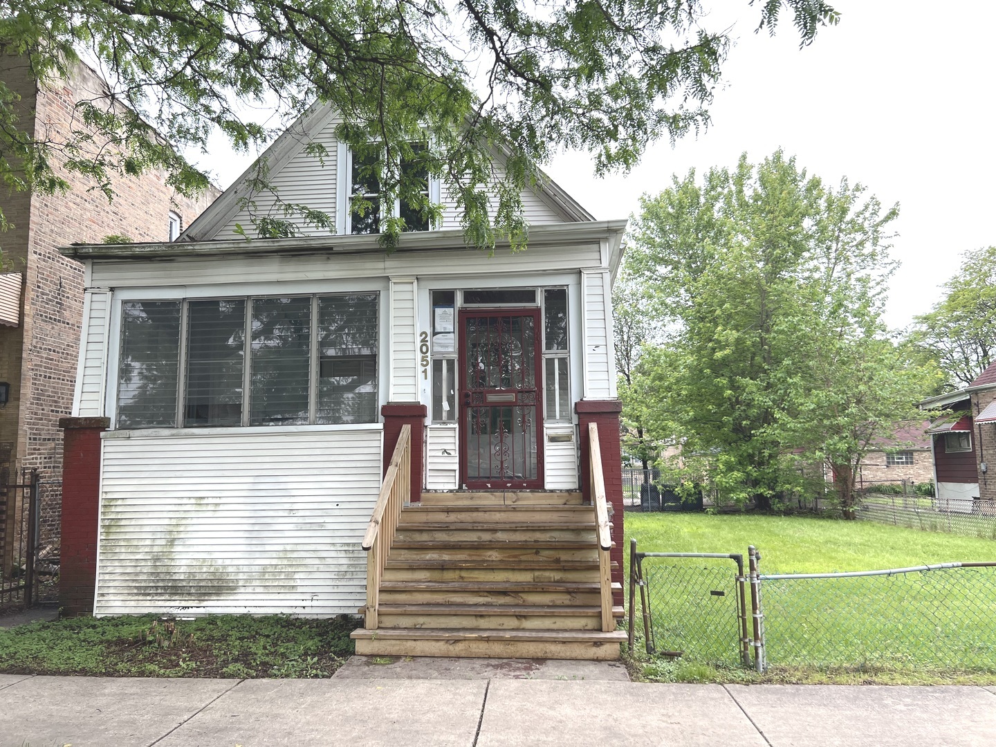 2051 West Marquette Road Chicago, IL 60636 - Photo 1 of 31 Gallery Image 1
