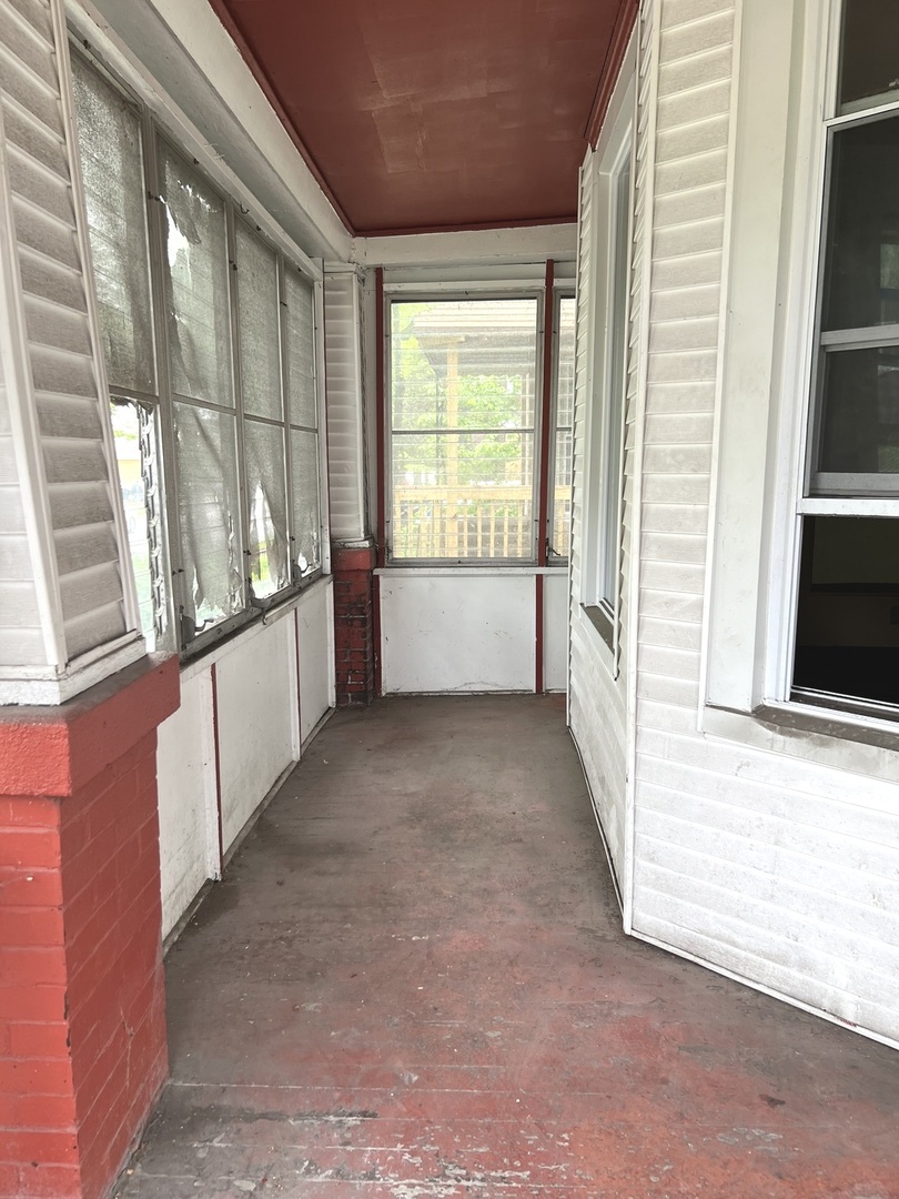 2051 West Marquette Road Chicago, IL 60636 - Photo 13 of 31 Gallery Image 13