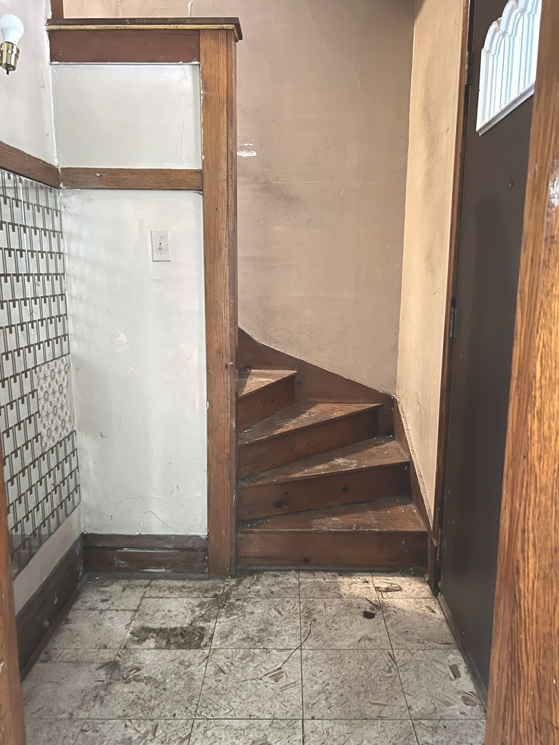 2051 West Marquette Road Chicago, IL 60636 - Photo 14 of 31 Gallery Image 14