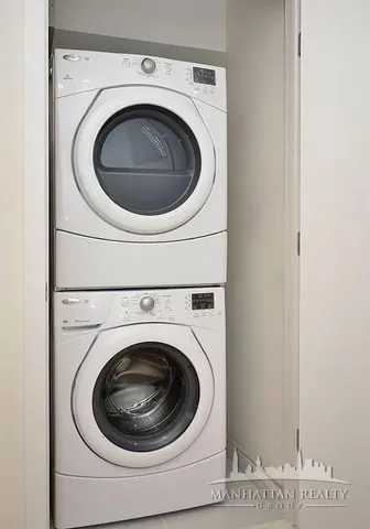 $5,650 | 222 East 39th Street, Unit 9B | Murray Hill