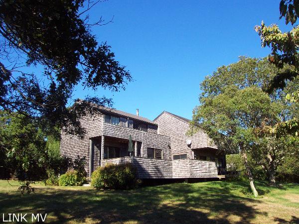 17 Wooton Bassett Road Chilmark, MA 02535 - Photo 1 of 14 http://d1qzqeyxiitrap.cloudfront.net/photos/17083/600/cff92a21.jpg