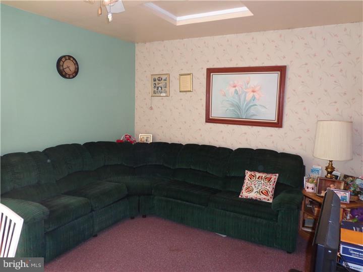 11707 Denman Road Philadelphia, PA 19154 - Photo 8 of 21 Gallery Image 8