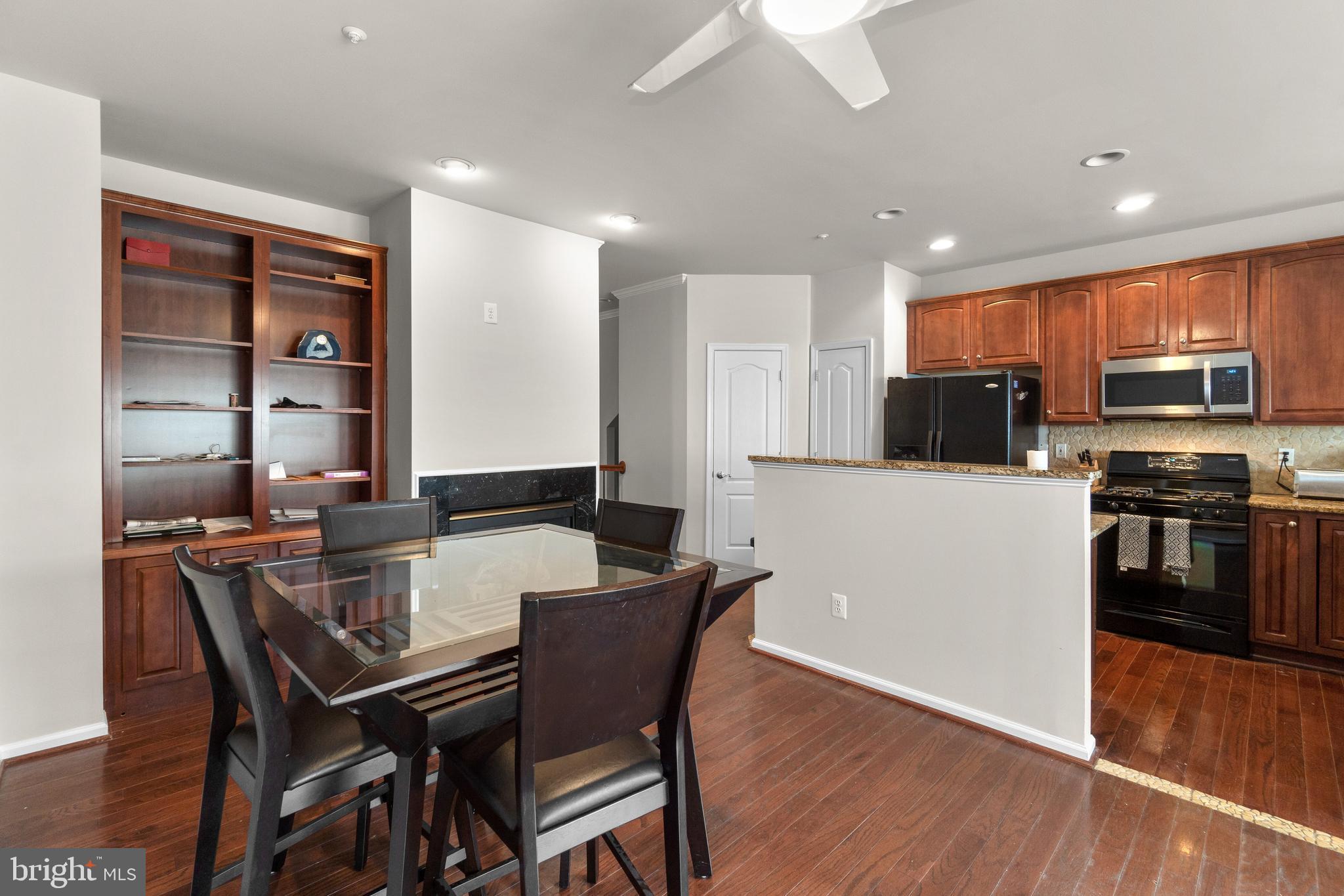 10254 Rutland Round Road, Unit 15 Columbia, MD 21044 - Photo 11 of 52 Dining Area/Kitchen
