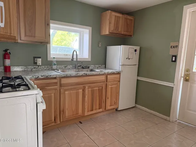 $299,900 | 959 Washington Avenue, Albany, NY 12206