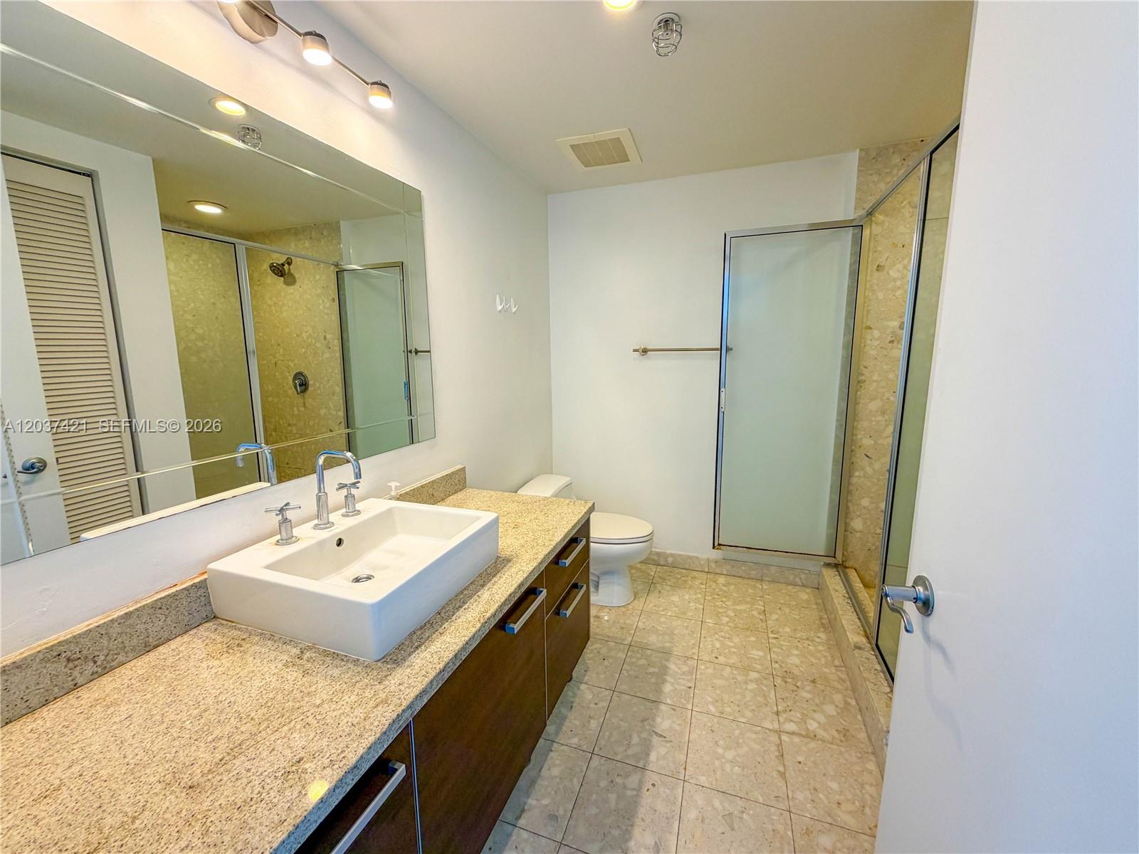 185 Southwest 7th Street, Unit 2900 Miami, FL 33130 - Photo 9 of 37