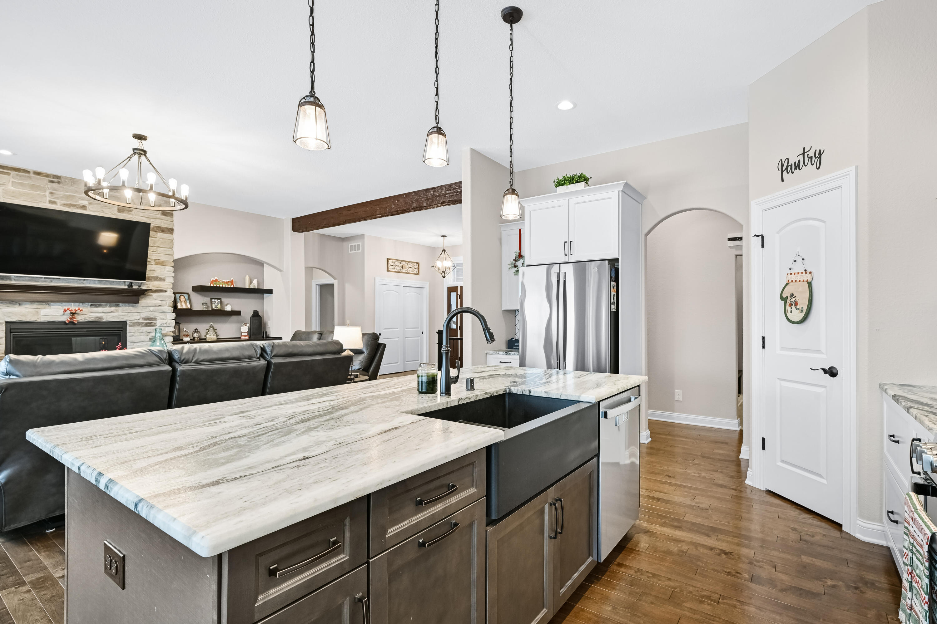 28516 Blue Crane Court Rochester, WI 53185 - Photo 15 of 39 DSC_2 (9)