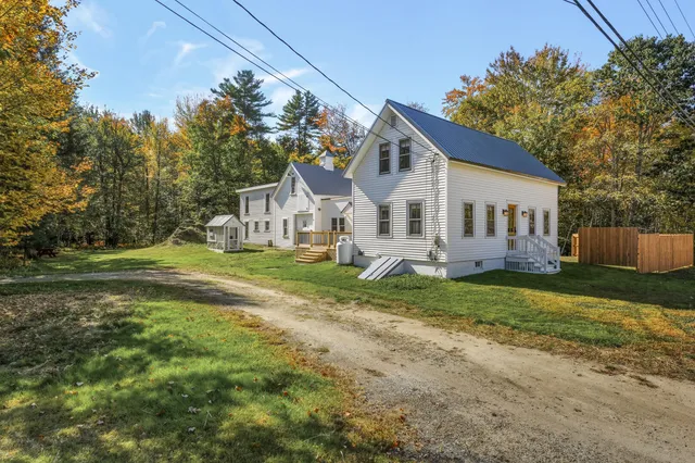 $500,000 | 110 Oak Hill Road, Standish, ME 04084
