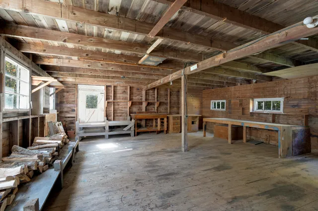 $500,000 | 110 Oak Hill Road, Standish, ME 04084