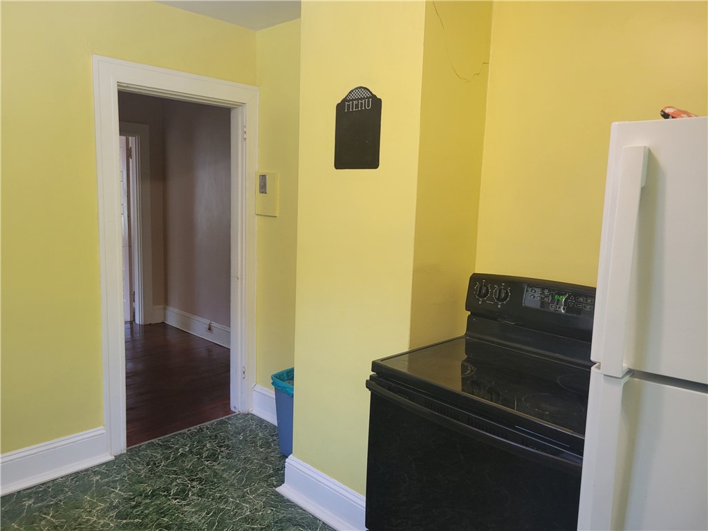 395 Bradford Road Westerly, RI 02808 - Photo 14 of 24