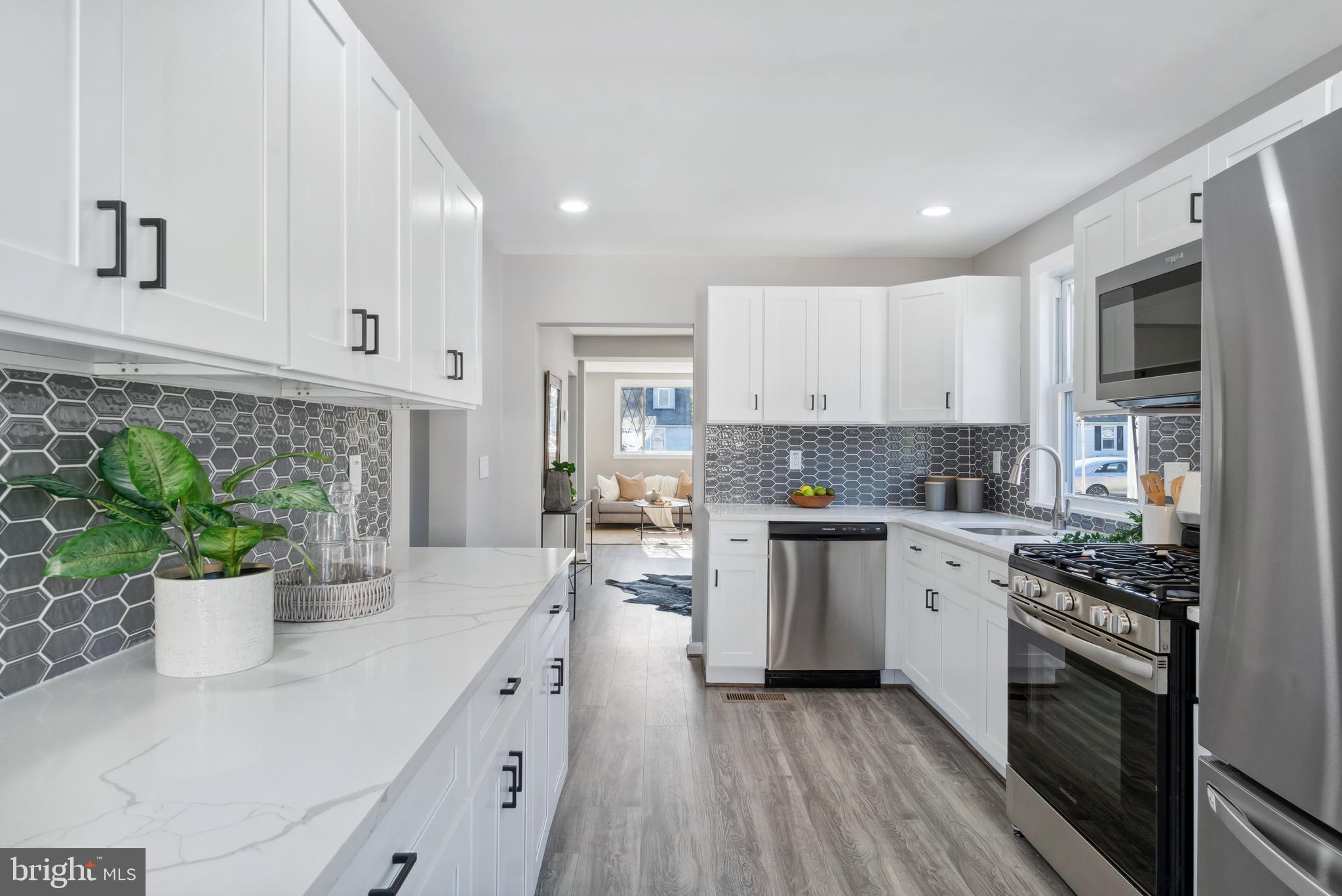 1727 Brookview Road Dundalk, MD 21222 - Photo 16 of 45 Kitchen