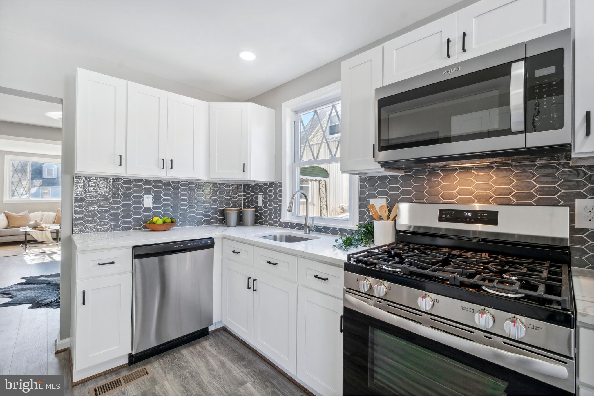 1727 Brookview Road Dundalk, MD 21222 - Photo 20 of 45 Kitchen