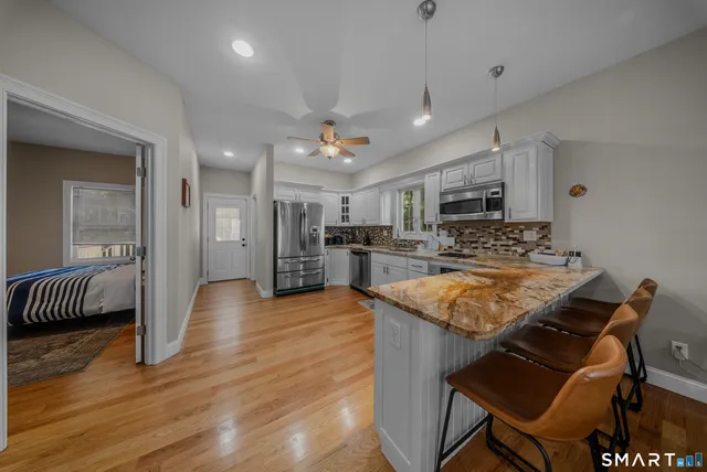 $4,000 | 60 Hawthorne Street, West Haven, CT 06516