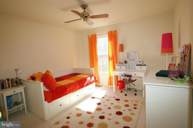 7509 Mullingar Court Springfield, VA 22153 - Photo 17 of 30 Bedroom #3