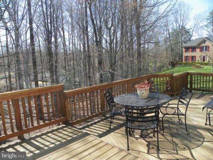 7509 Mullingar Court Springfield, VA 22153 - Photo 24 of 30 Deck