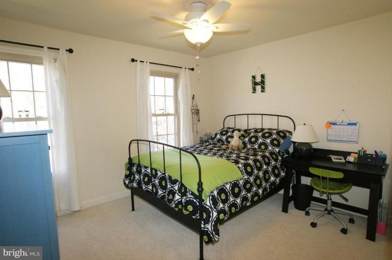 7509 Mullingar Court Springfield, VA 22153 - Photo 4 of 30 Bedroom #4