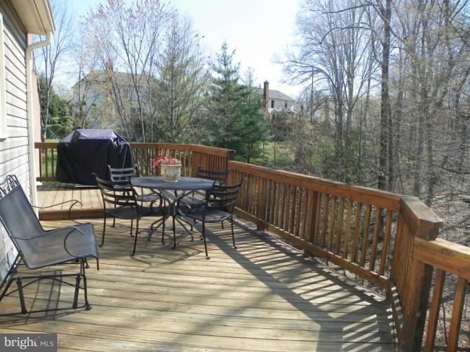7509 Mullingar Court Springfield, VA 22153 - Photo 8 of 30 DECK - VIEW 2