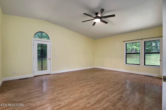 $429,900 | 311 Linwood Drive, Sweetwater, TN 37874