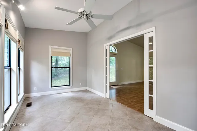 $429,900 | 311 Linwood Drive, Sweetwater, TN 37874