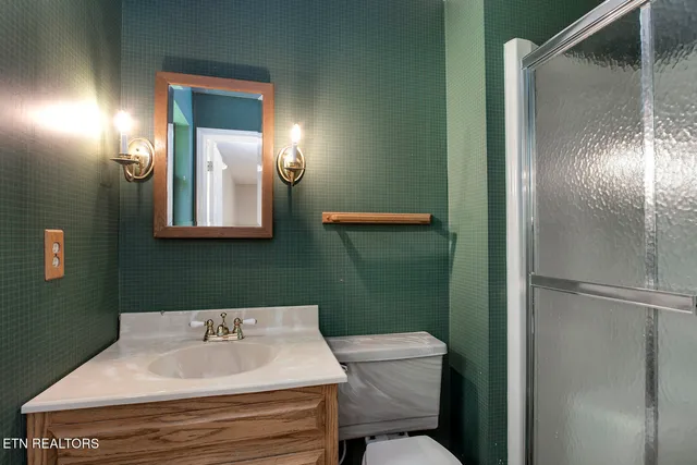 $429,900 | 311 Linwood Drive, Sweetwater, TN 37874