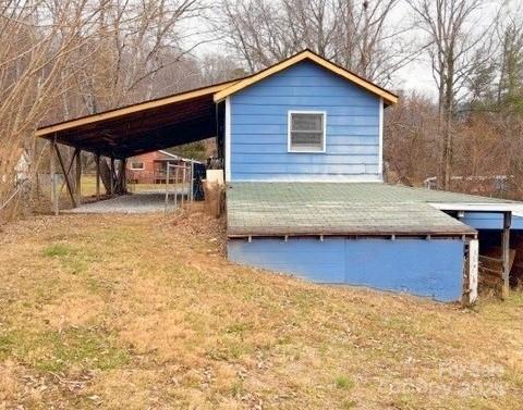 9 Riddle Road Swannanoa, NC 28778 - Photo 19 of 21 a view of backyard of house