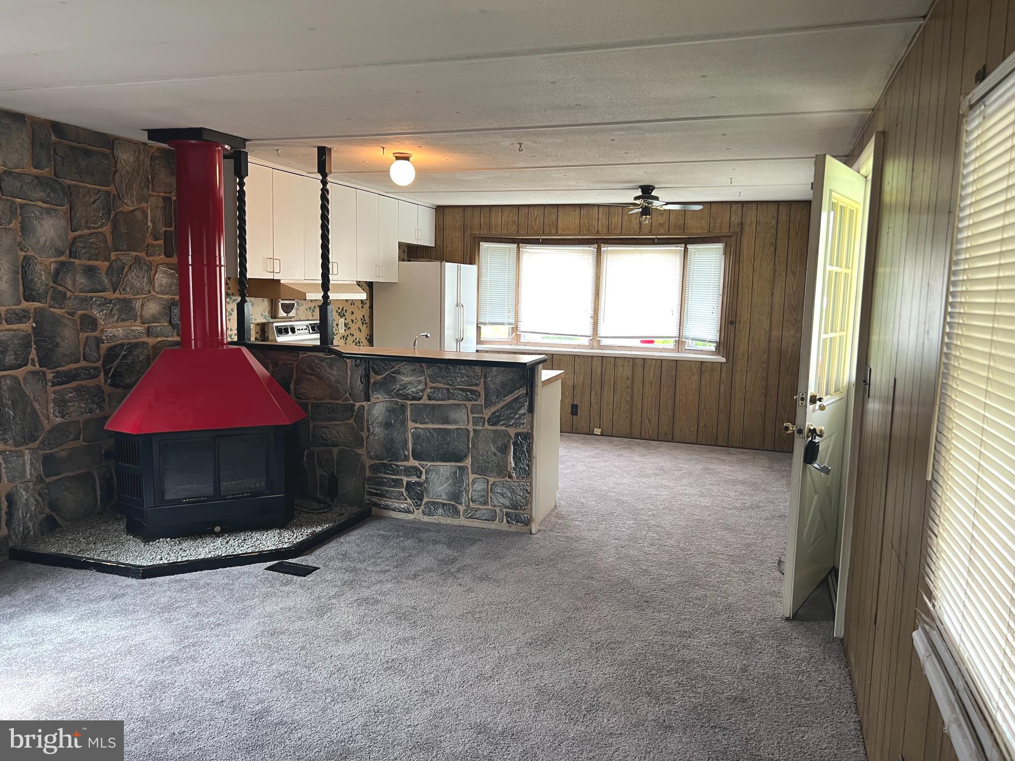 263 Hickory Drive Doylestown, PA 18901 - Photo 6 of 13 Living room
