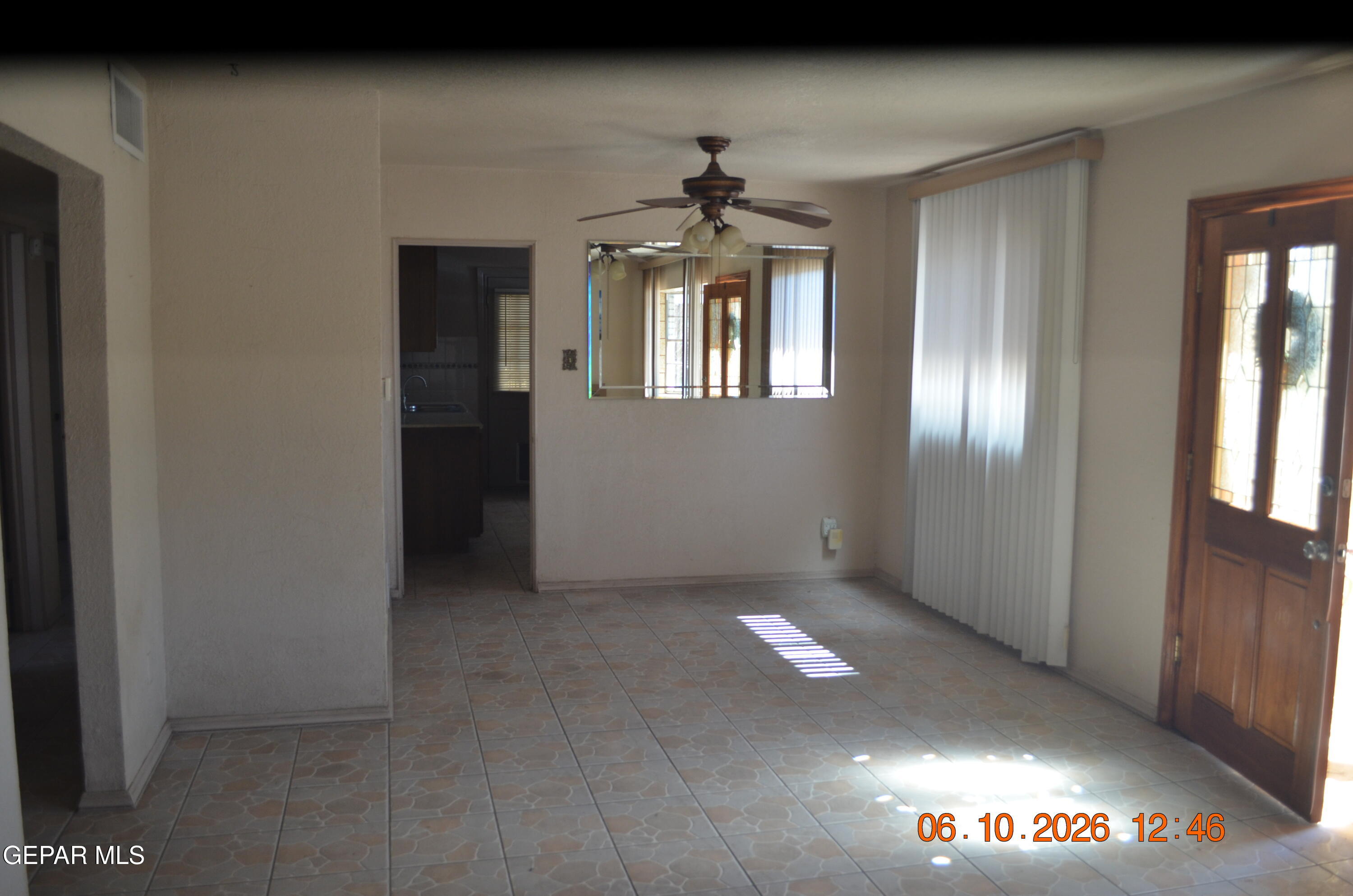 6033 Aztec Road El Paso, TX 79925 - Photo 4 of 25 DSC_0590