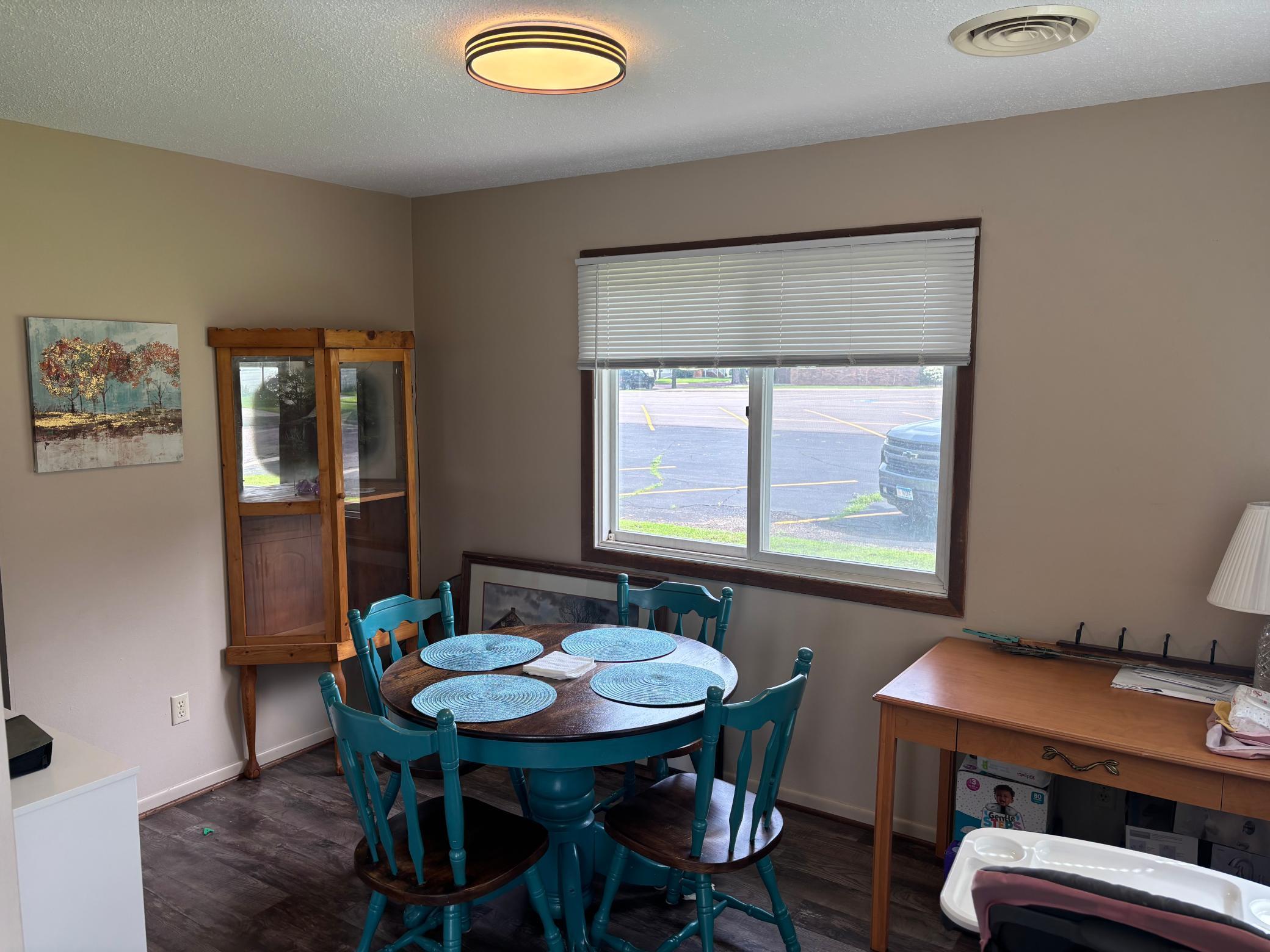 712 Logan Avenue Jackson, MN 56143 - Photo 2 of 7