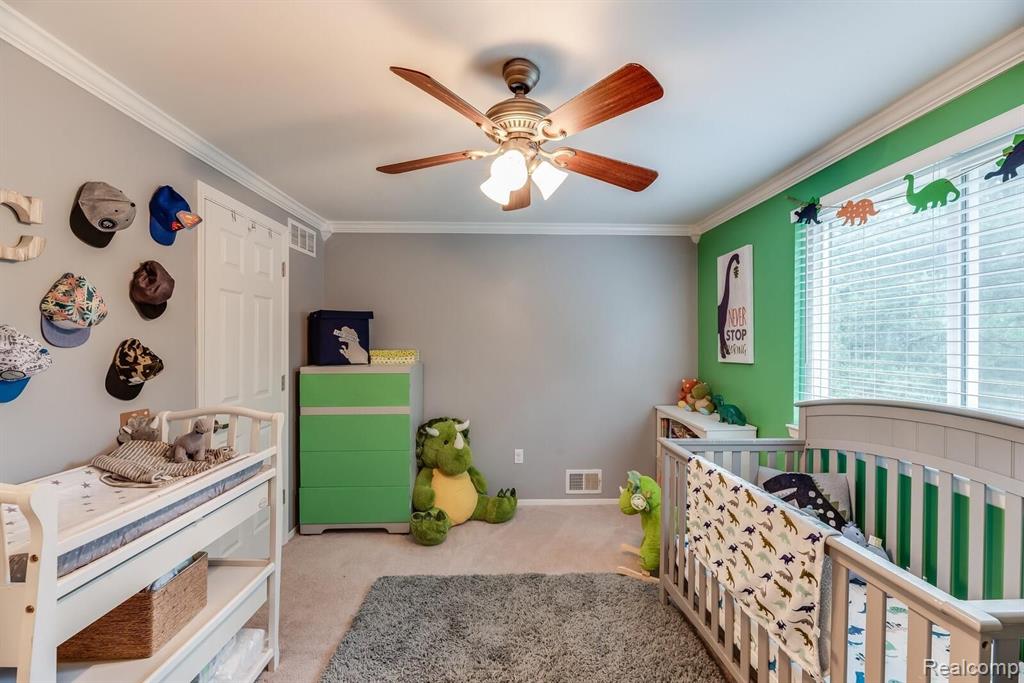 1689 Morningside Lane Rochester Hills, MI 48307 - Photo 22 of 33