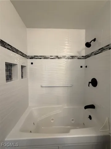 $1,595 | 1418 Cape Coral Parkway West, Cape Coral, FL 33914