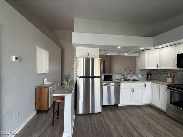 $1,495 | 1418 Cape Coral Parkway West, Cape Coral, FL 33914