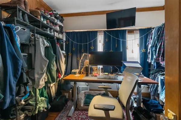 $264,900 | 1224 South 73rd Street, West Allis, WI 53214