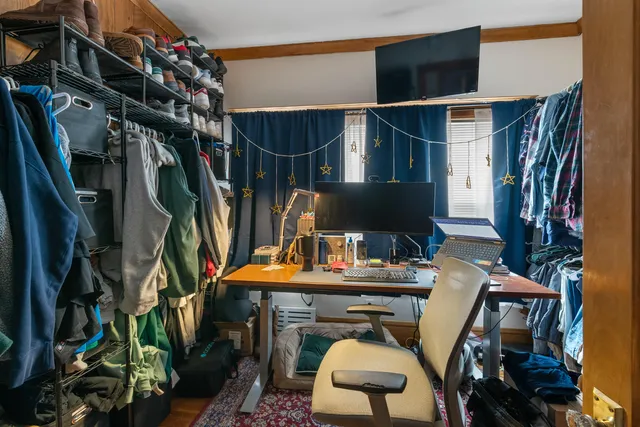 $270,000 | 1224 South 73rd Street, West Allis, WI 53214