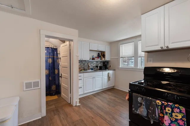 $270,000 | 1224 South 73rd Street, West Allis, WI 53214