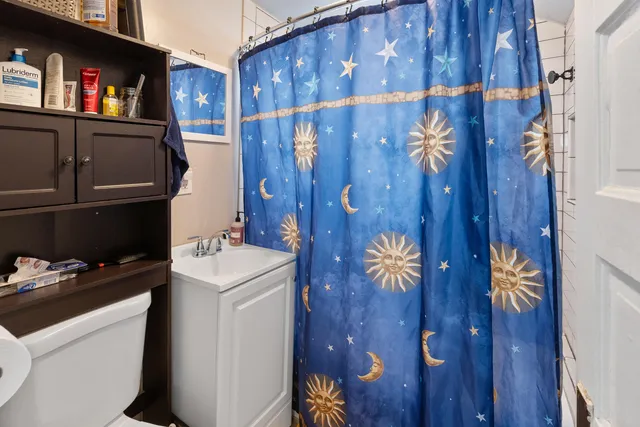 $270,000 | 1224 South 73rd Street, West Allis, WI 53214