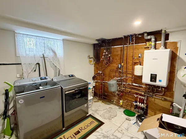 $2,800 | 163 Beechwood Avenue, Torrington, CT 06790