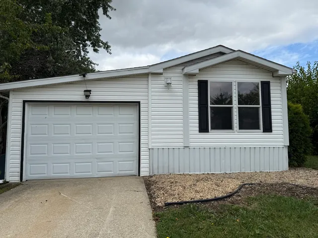 $69,900 | 317 Pleasant Terrace, Matteson, IL 60443