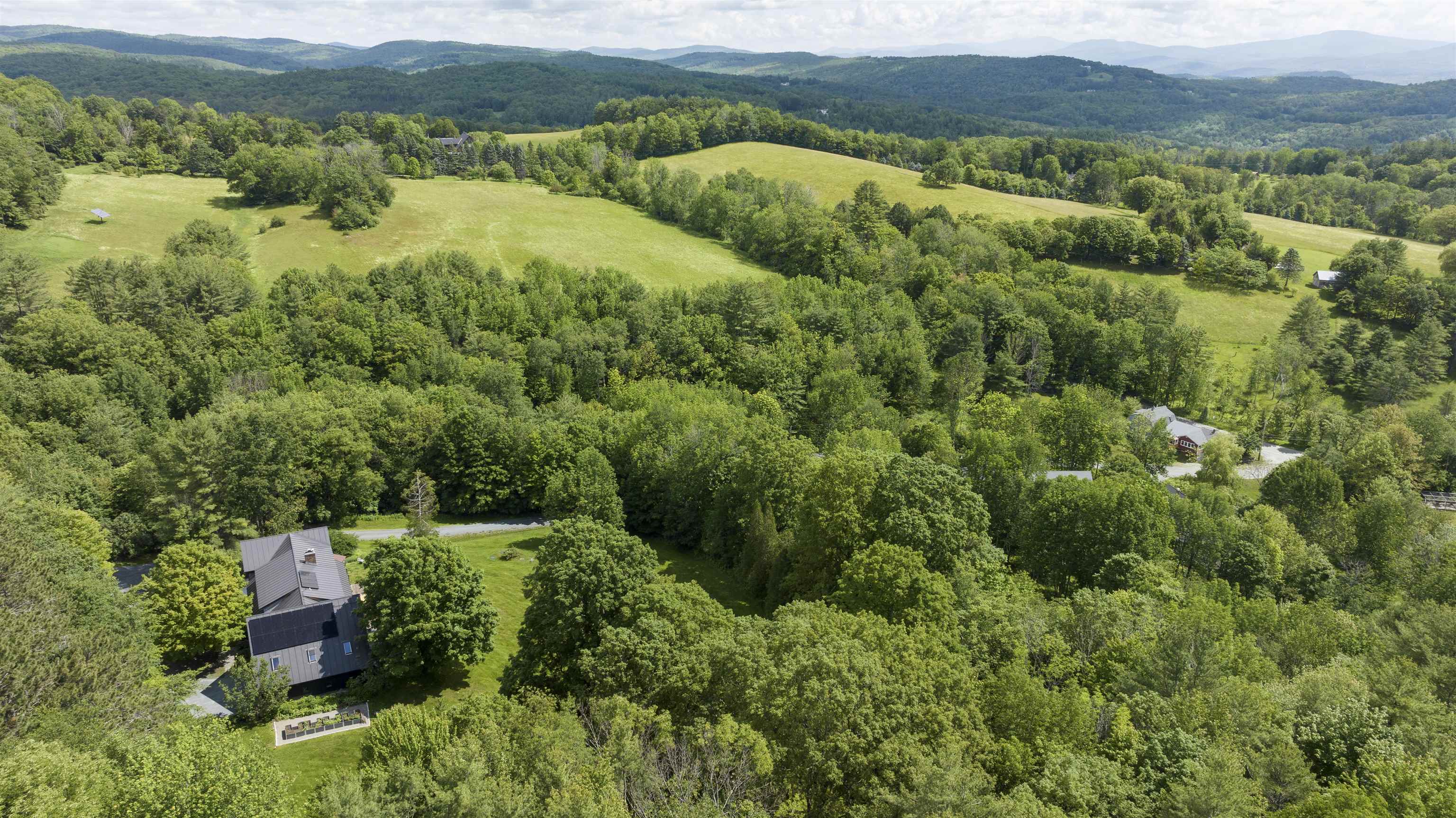 15 Happy Hill Road Norwich, VT 05055 - Photo 5 of 29