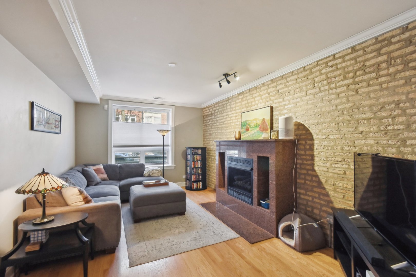 4442 North Hazel Street, Unit T Chicago, IL 60640 - Photo 2 of 30