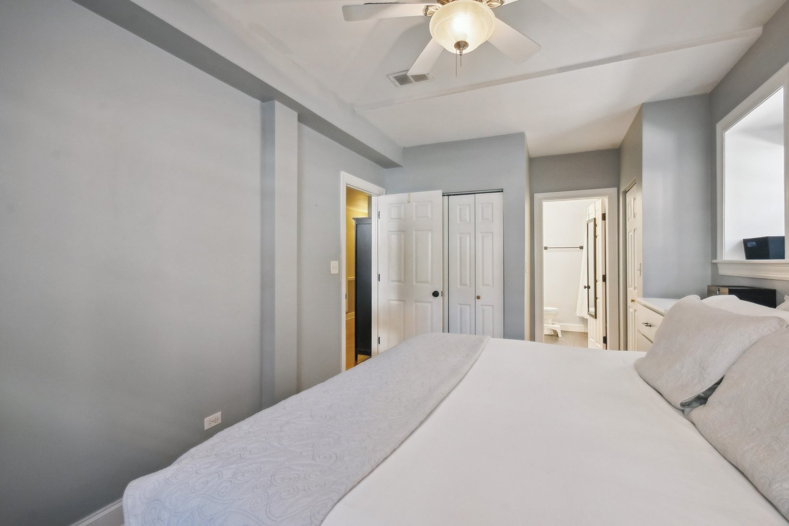 4442 North Hazel Street, Unit T Chicago, IL 60640 - Photo 22 of 30