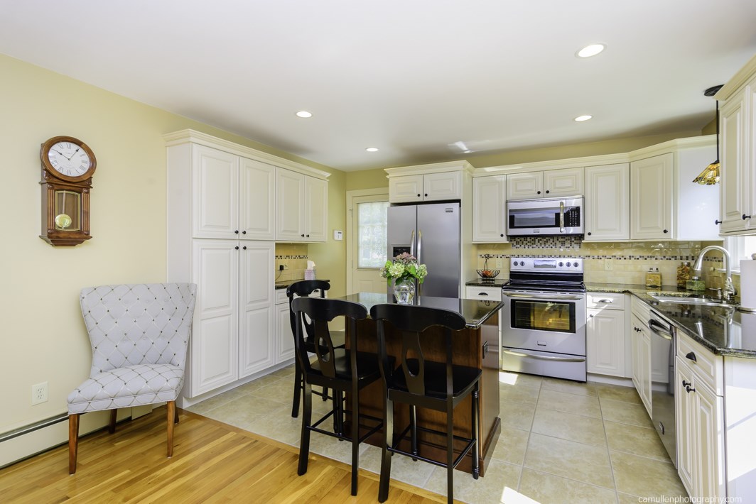 2950 Main Road Tiverton, RI 02878 - Photo 9 of 34