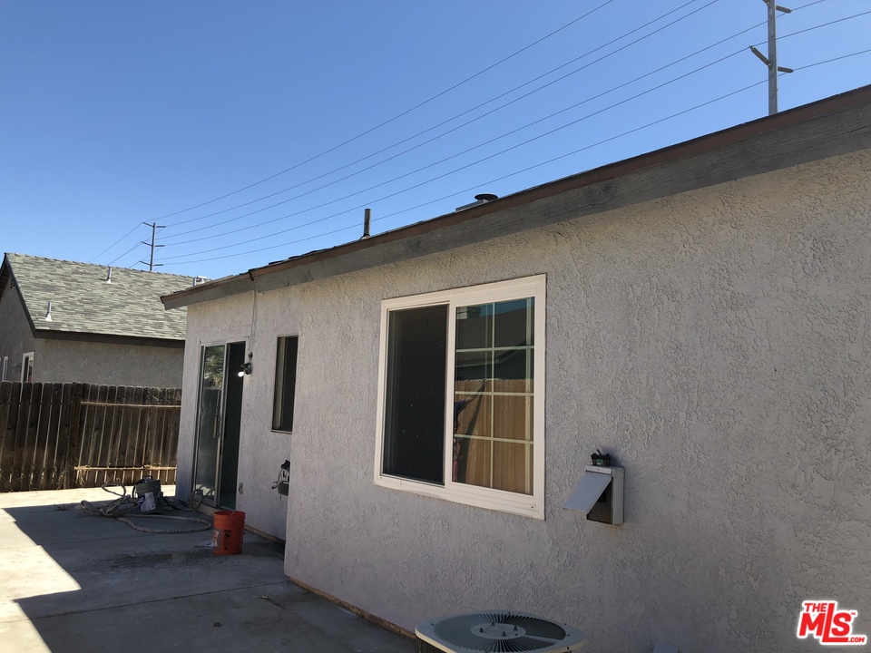 1880 Murrieta Road Perris, CA 92571 - Photo 3 of 5